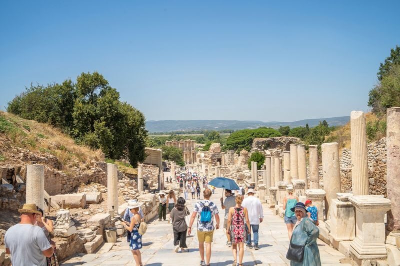 Aydin: Ephesus & House of Virgin Mary Full-Day Guided Tour - A quieter pause at the House of Virgin Mary