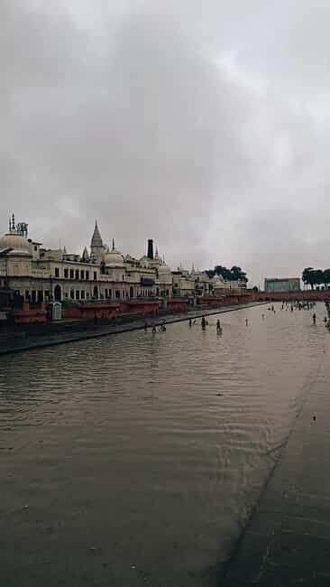 Ayodhya: From Varanasi Ayodhya full day trip - Who Should Consider This Tour?