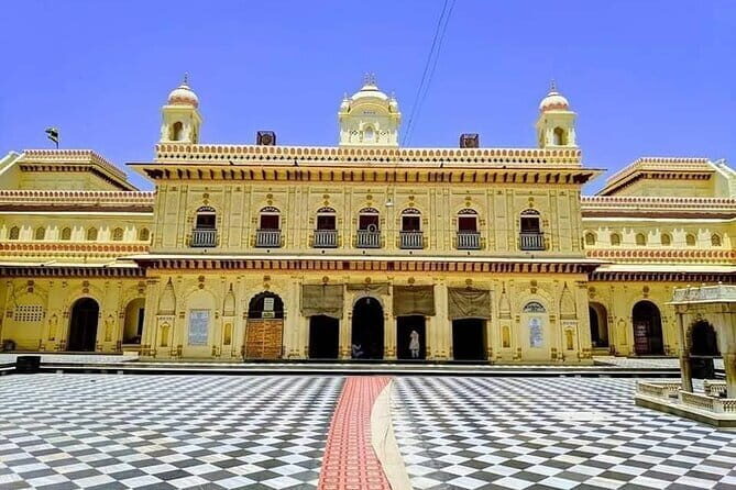 Ayodhya Private Tour & VIP Darshan -Special support for Seniors - FAQ