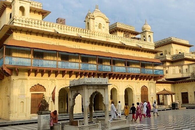 Ayodhya Tour From Lucknow (Same Day) - Boat Ride on Saryu River
