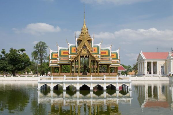 Ayuatthaya Full Day Tour. the City of Historical and UNESCO - Dress Code and Restrictions