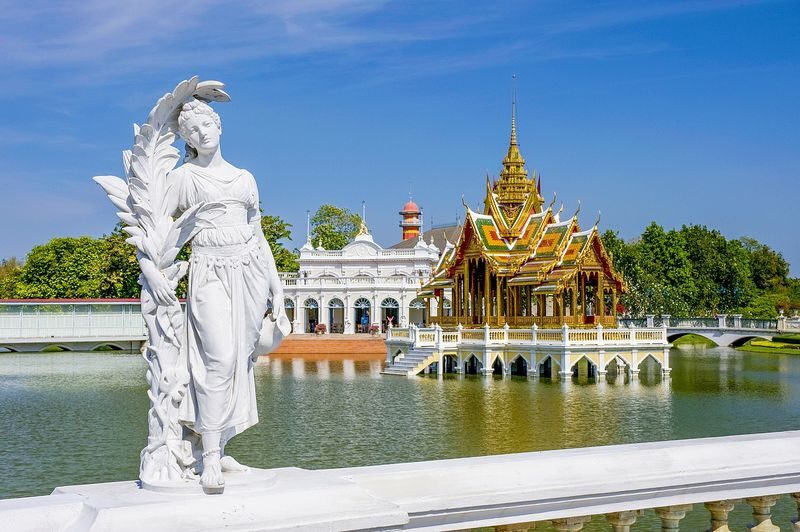 Ayutthaya & Bang Pa-In Palace Full-Day Historical Experience - Bang Pa-In Palace changes the pace