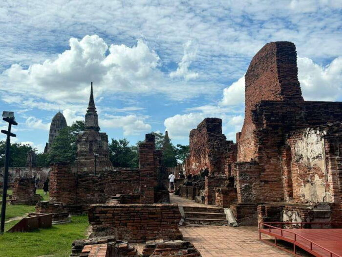 Ayutthaya Full-Day Tour With Bang Pa in (Summer Palace) - What to Expect on the Tour