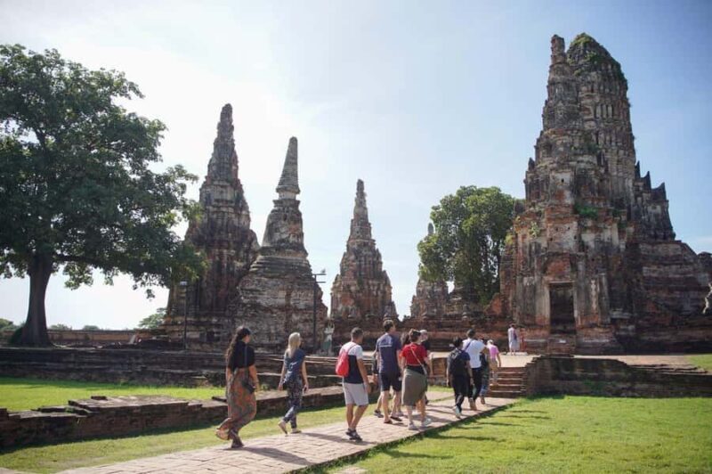 Ayutthaya Highlights & River Prawn Experience - Summary