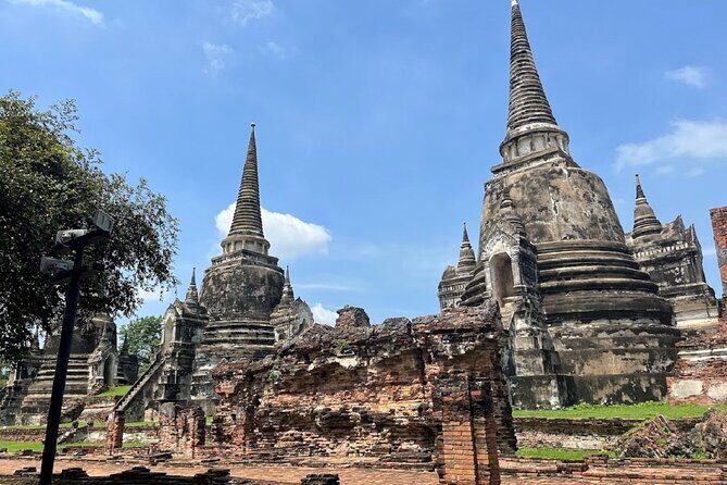 Ayutthaya Historial Park Full Day Bus Tour from Bangkok - What to Expect on the Tour