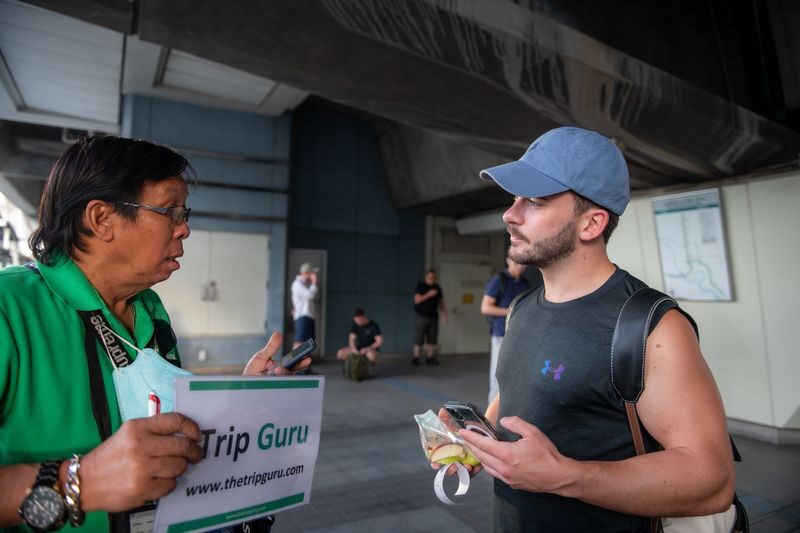 Ayutthaya Historical Park & Bang Pa-In Royal Palace Full-Day Tour - Pickup, meeting points and timing