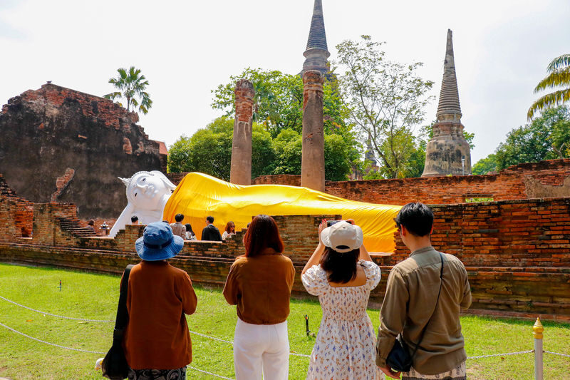 Ayutthaya Must-Visit Tour: Summer Palace, Temples Full Day - Bang Pa-In Palace: royal grounds and mixed styles