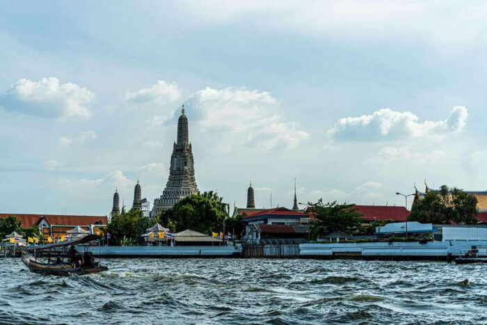 Ayutthaya: Private Boat Tour of UNESCO World Heritage City - Journeying Through the Magic of Ayutthayas Past