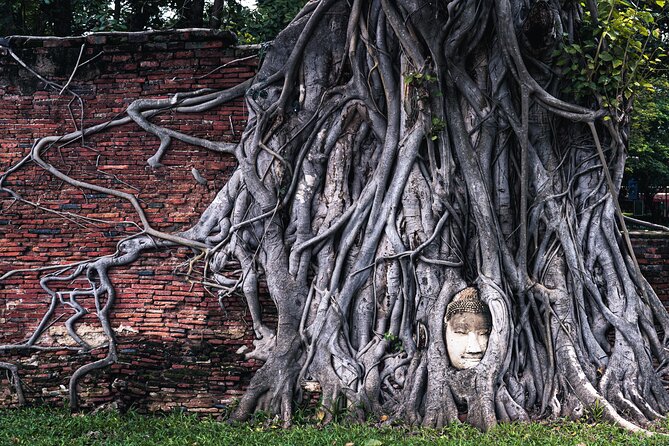 Ayutthaya Private Sunset Boat Ride and Famous Temples Tour - Explore Famous Ayutthaya Temples