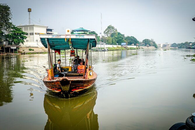 Ayutthaya Private Sunset Boat Ride and Famous Temples Tour - Witness Breathtaking Sunset Views
