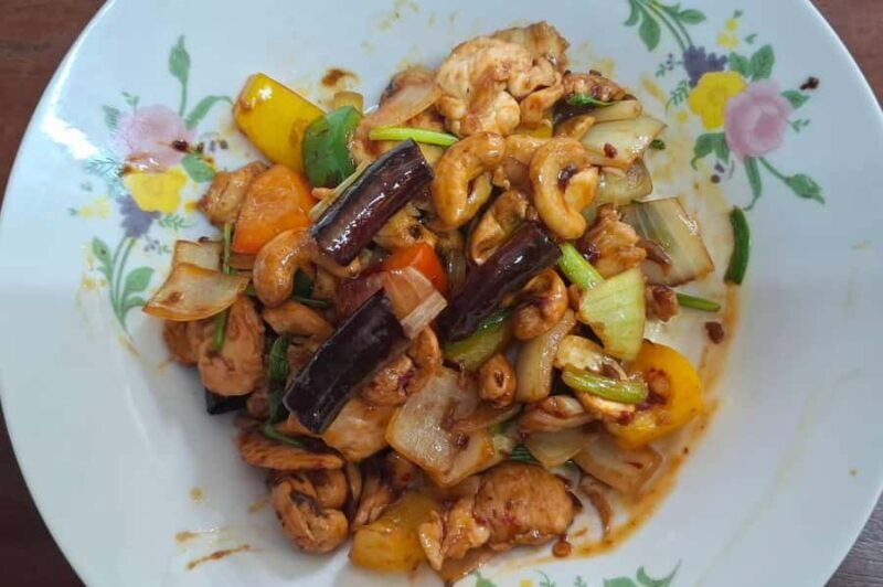 Ayutthaya: Thai Cooking Class with Market Tour & Pickup - Good To Know