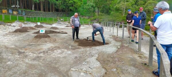 Azores: Full Day Private Tour Furnas Hot Baths & Gastronomy - Background