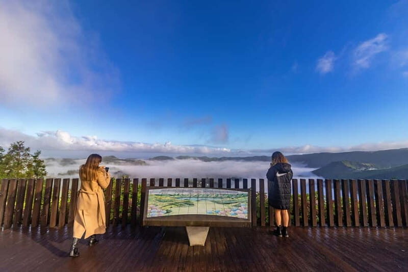 Azores: Inflatable Stand-Up Paddleboard Rental - An In-Depth Look at the Inflatable SUP Rental Experience in the Azores