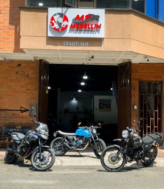 B.M.W GS F700 Motorcycle Rentals - Booking Information and Process