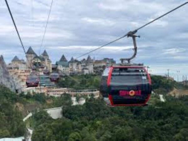 Ba Na Hills - Golden Bridge Full Day Tour - Unique Experiences