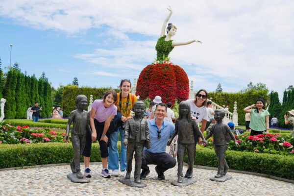 Ba Na Hills Golden Bridge: Private Transfer and Tour Guide - Tips for Your Visit