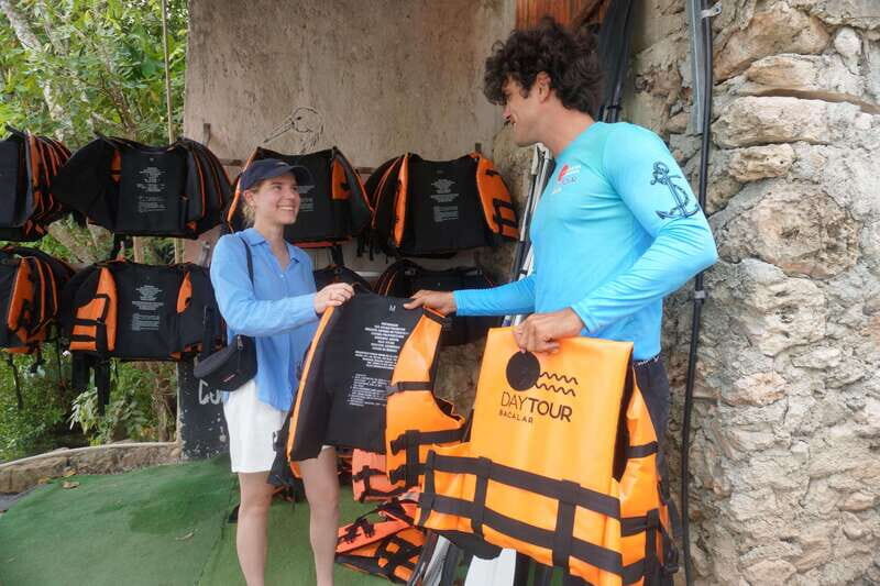 Bacalar: 3-hr Pontoon Boat Tour with Beach Club + Kayaks - Good To Know
