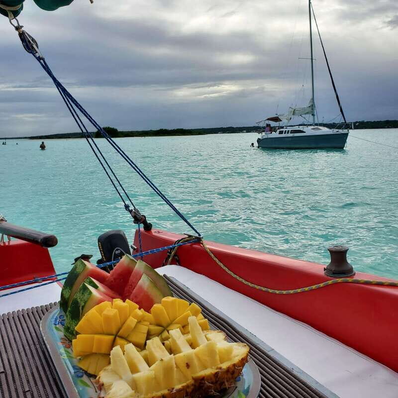 Bacalar: 4hr Private Sailing Tour with Guacamole & Drinks - A Closer Look at the Bacalar Sailing Tour