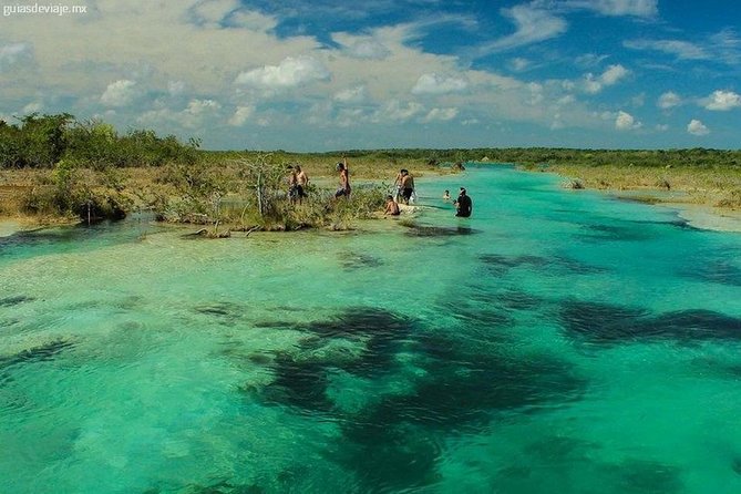 Bacalar and Xul Ha Lagoon Tour From Cancun With Transportation - Transportation Details
