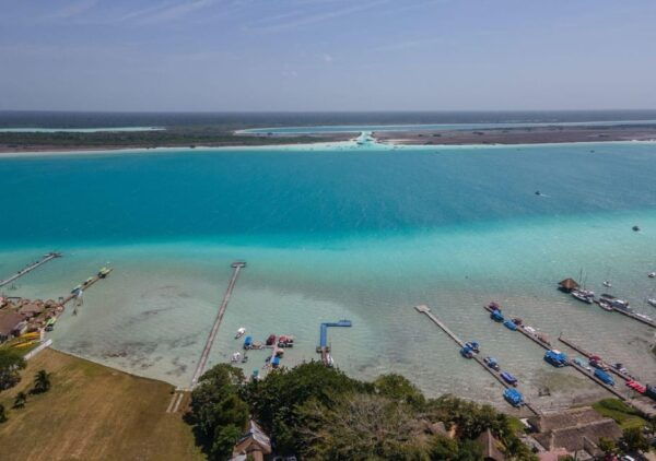 Bacalar: Explore the 7 Colors Lagoon in a Pontoon Ride - Panoramic View of San Felipe Fort