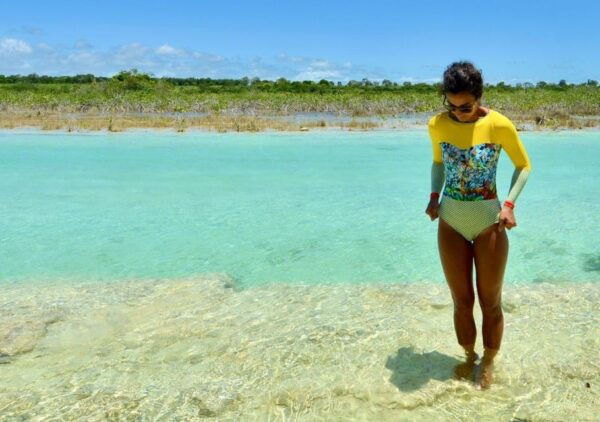 Bacalar: Explore the 7 Colors Lagoon in a Pontoon Ride - Meals and Dining