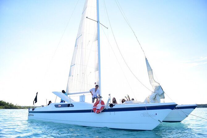 Bacalar Lagoon Private Catamaran Lunch and Drinks from Costa Maya - Good To Know