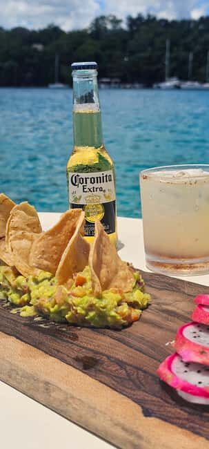 Bacalar: Lagoon Sailing Tour with Snacks and Drinks - The Sum Up