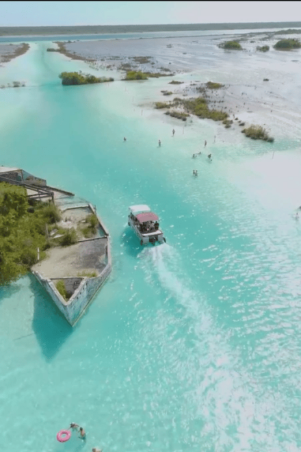 Bacalar: Pontoon Boat Tour of Stunning Lagoon - Savoring the Culinary Delights