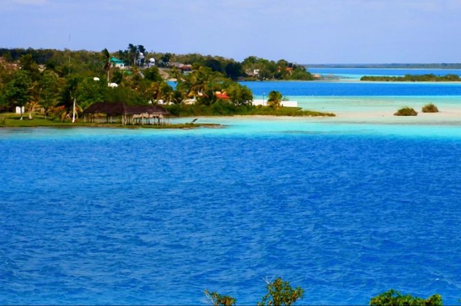 Bacalar Tour With Breakfast, Lunch and Boat Ride - Cancun - Competitive Pricing