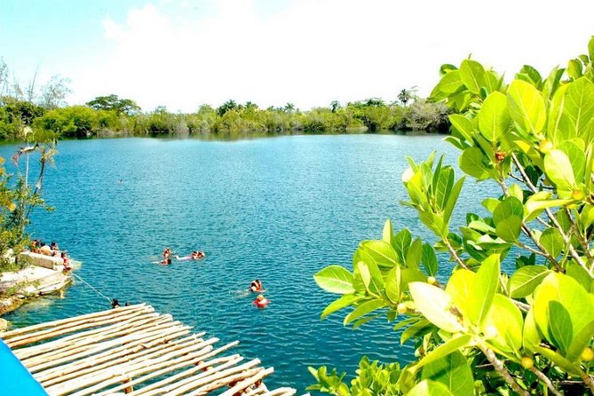 Bacalar Tour With Breakfast, Lunch and Boat Ride - Cancun - Common Questions