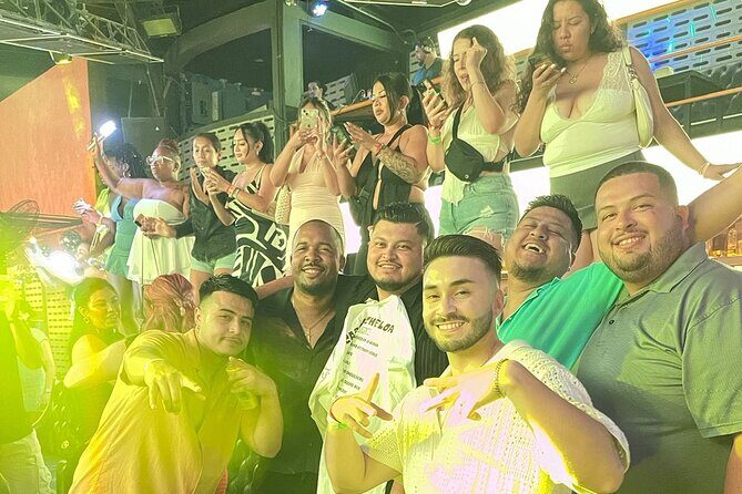 Bachelor Crawl- Cabo San Lucas- Free T-Shirt party checklist - Who Is This Tour Best Suited For?