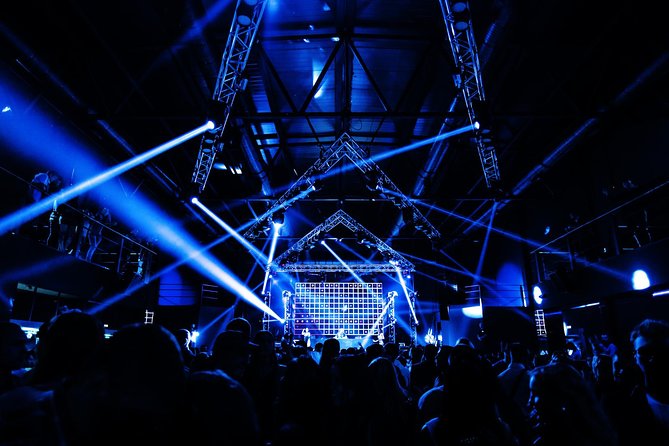 Bachelor Party Bus Club Crawl - Reviews