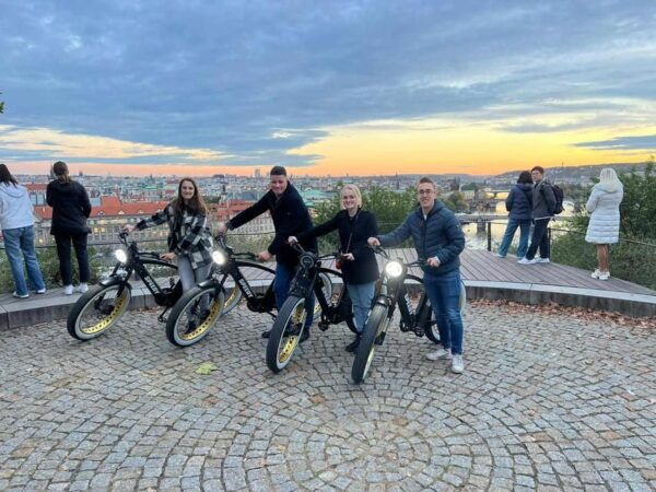 Bachelorette/Bachelor Party - City Sightseeing E-Bike Tour - Meeting Point Details