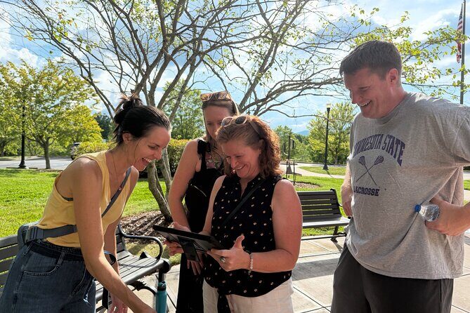 Bachelorette Royal Bar Crawl through South Slope District - What to Expect from the Bachelorette Royal Bar Crawl