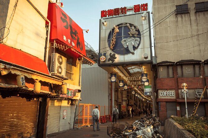 Back Alleys & Red Lights with BBQ Dinner - What Reviewers Say