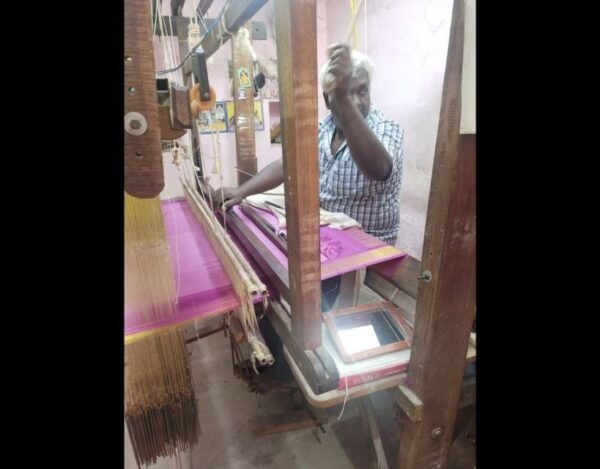 Backwater Cruise, Cloth Weaving, Coir Spinning, Kerala Lunch - Common Questions