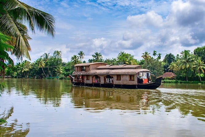 Backwaters Bliss: Cochin to Alleppey Escape - Good To Know