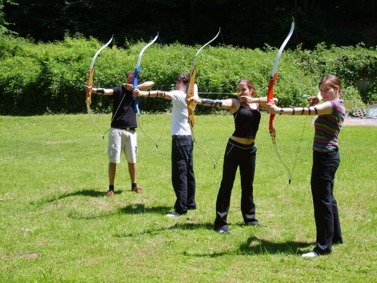 Bad Bellingen: Beginners Archery Course in the Park - Equipment Provided