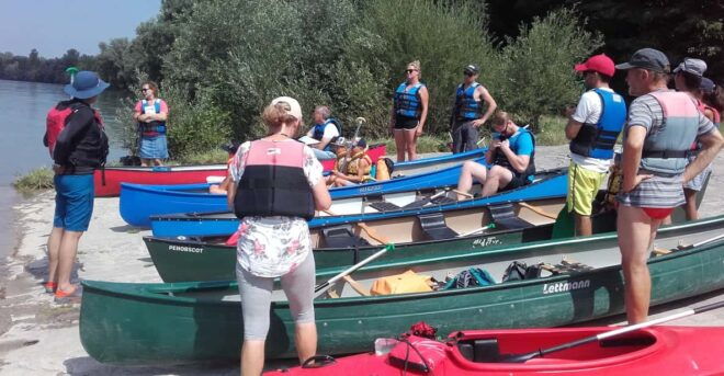 Bad Bellingen: Beginners Canoe Tour on the Altrhein - Meeting Point Details