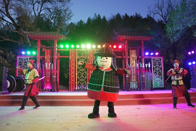 Badaling Great Wall Private Night Tour with Light & Culture shows - Who Should Consider This Tour?