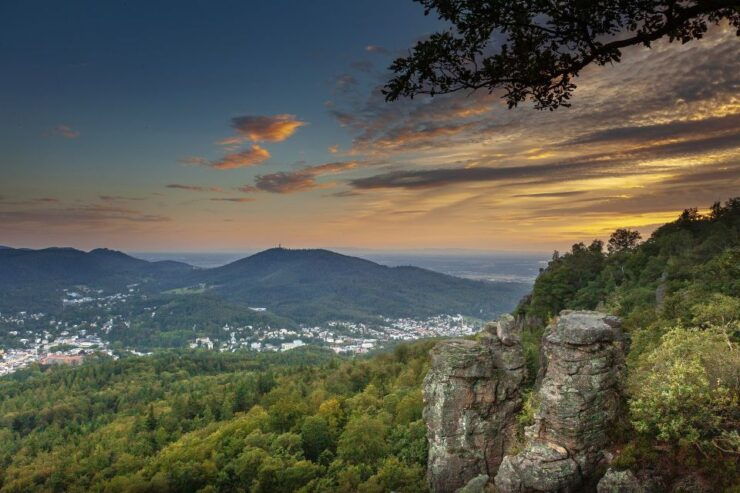 Baden-Baden: Powerful Women Themed Guided Walking Tour - Experience Highlights