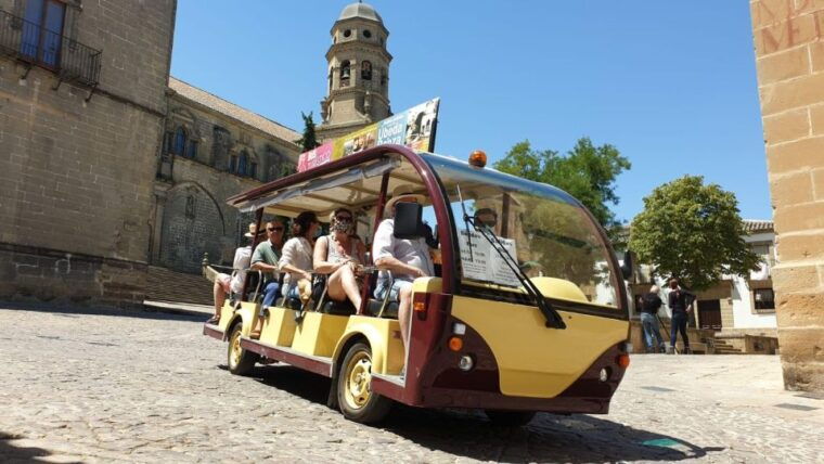 Baeza: Electric Bus Sightseeing Tour With Guide - Exploring Baezas Historic Center