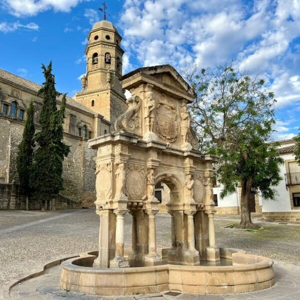Baeza: Renaissance and Romance Self-Guided Audio Tour - Discovering Baezas Architectural Gems