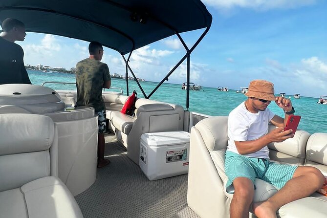 Bahia Tour, Snorkeling and Bathing Stops in San Andres Islands - Snorkeling at Bahia Tour
