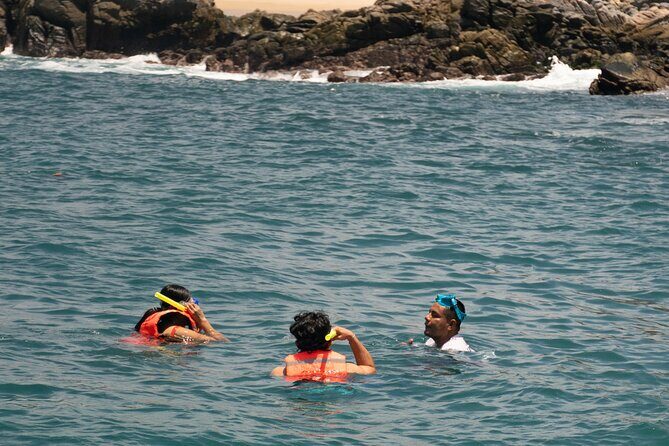 Bahías Experience with a visit to La India Beach - Frequently Asked Questions