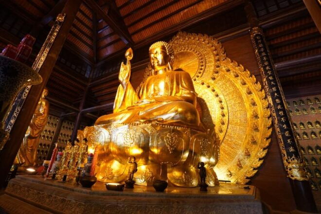 Bai Dinh Pagoda - Trang an - Mua Cave With Transfer, Buffet - Meals and Dining Options