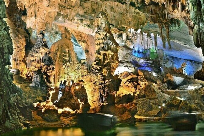 Bai Tu Long Bay Hidden Gem Day trip Cave exploration Small group - The Itinerary in Detail: What to Expect  