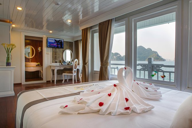 Bai Tu Long Bay Luxury Cruise 2d/1n: Visit Bai Tu Long Bay & Pristine Places - Accommodation and Meals
