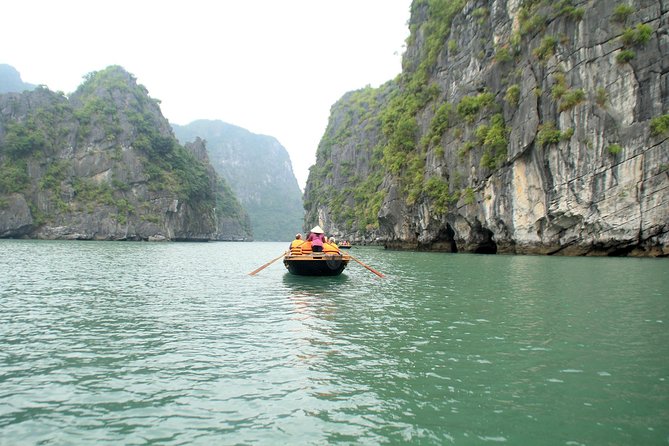 Bai Tu Long Luxury Cruises 2d/1n Tour: Kayaking, Swimming at the Pristine Places - Directions
