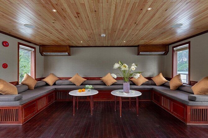 Bai Tu Long Premium Day Trip Cruise and Kayak with Island Views - An In-Depth Look at the Bai Tu Long Premium Day Trip Cruise